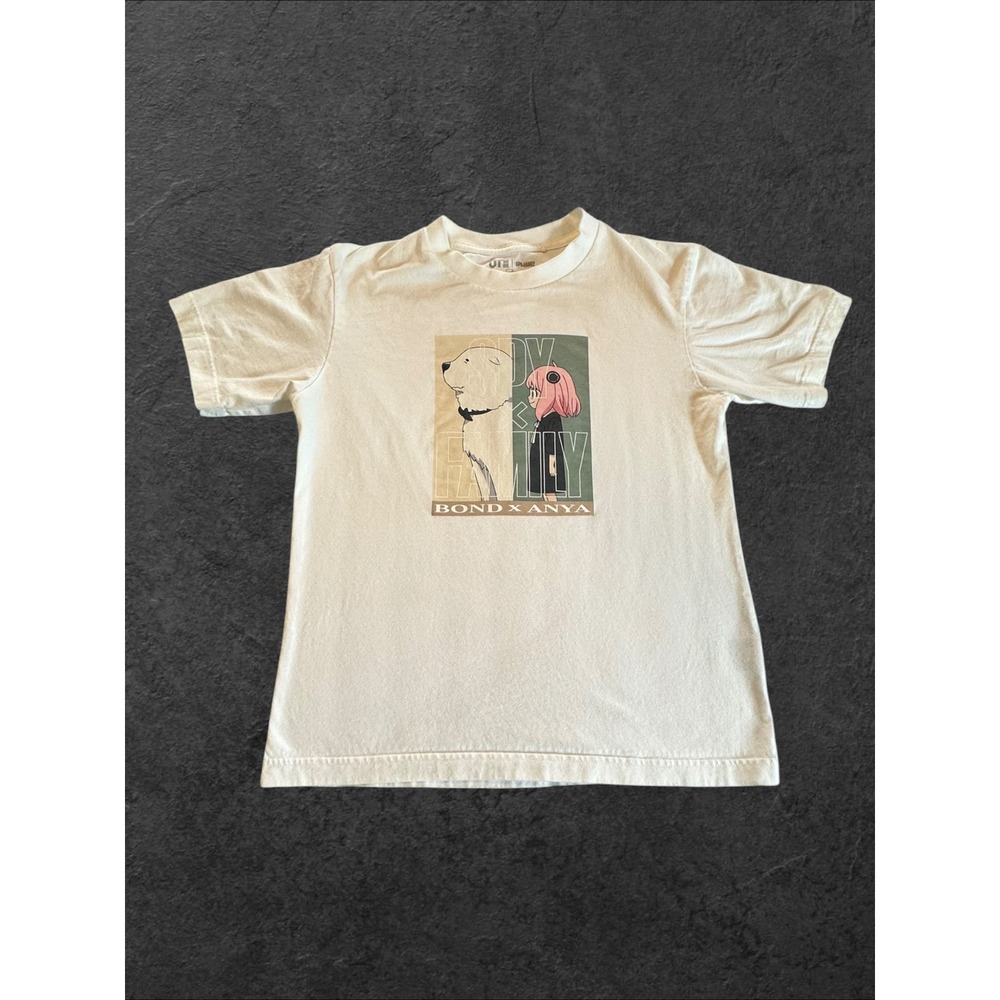 Uniqlo Spy x Family T-Shirt Adult Small White Bond Anya Graphic Tee